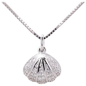 Little Mermaid Ariel Clamshell Pearl Necklace
